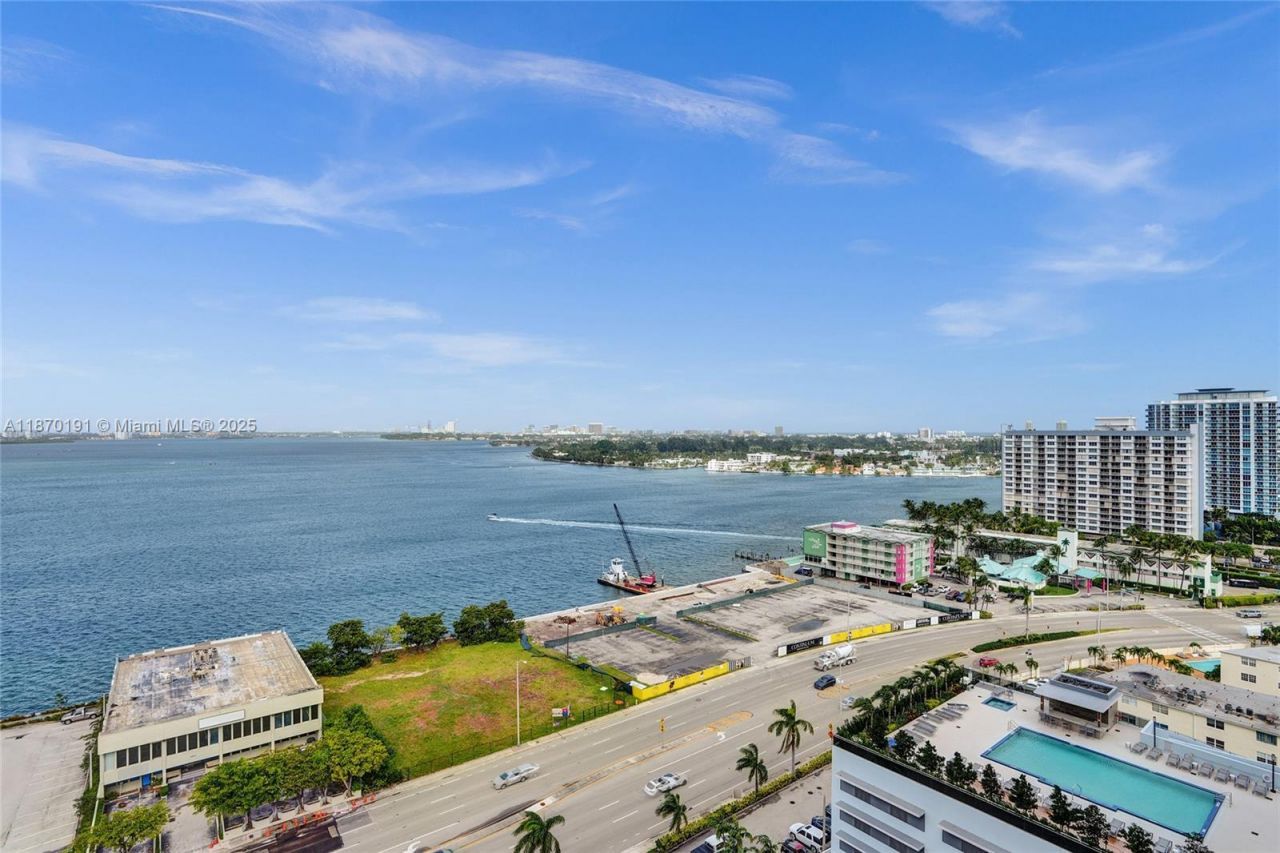 7901 Hispanola Ave, Unit 1601, North Bay Village, FL 33141 Photo