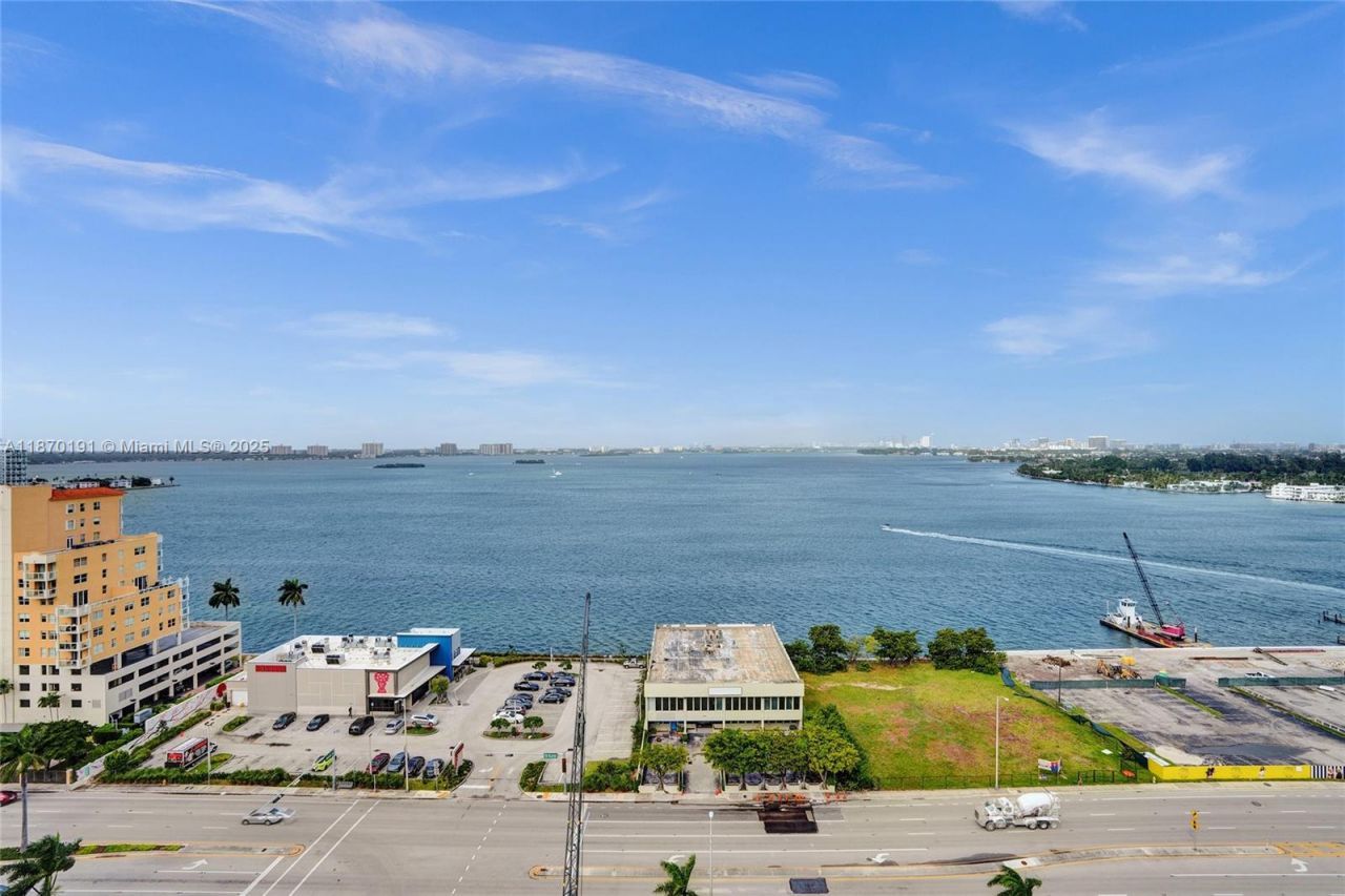 7901 Hispanola Ave, Unit 1601, North Bay Village, FL 33141 Photo