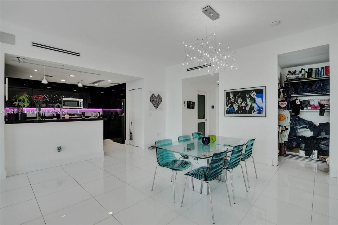 7901 Hispanola Ave, Unit 1601, North Bay Village, FL 33141 Photo