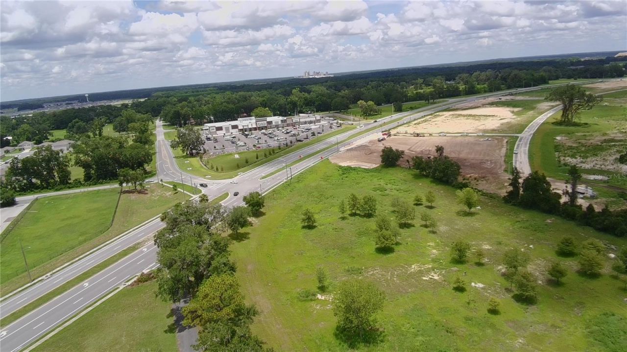 24206 Doc Karelas Drive, Newberry, FL 32669 Photo