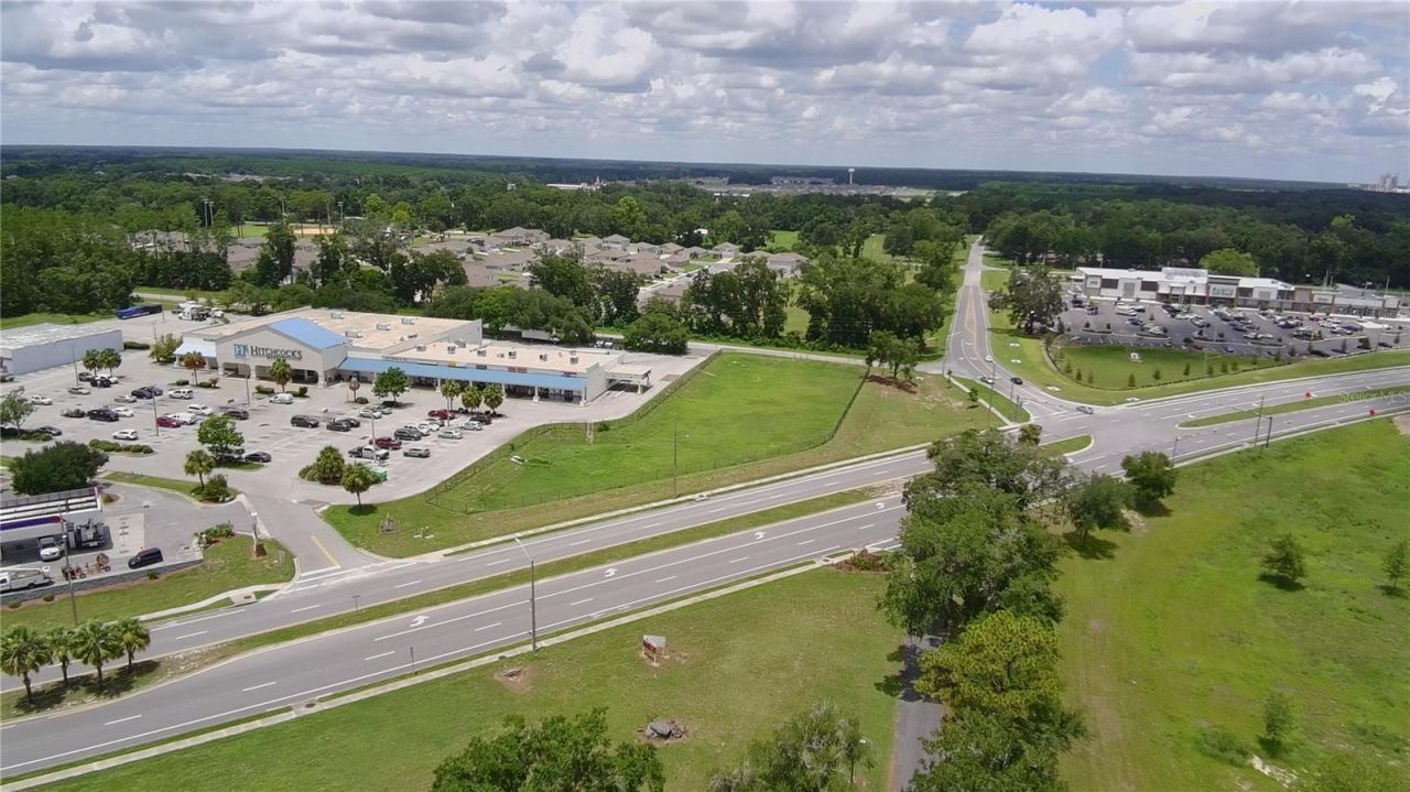 24206 Doc Karelas Drive, Newberry, FL 32669 Photo