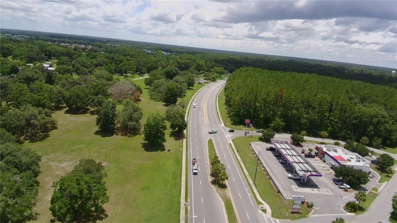 24206 Doc Karelas Drive, Newberry, FL 32669 Photo