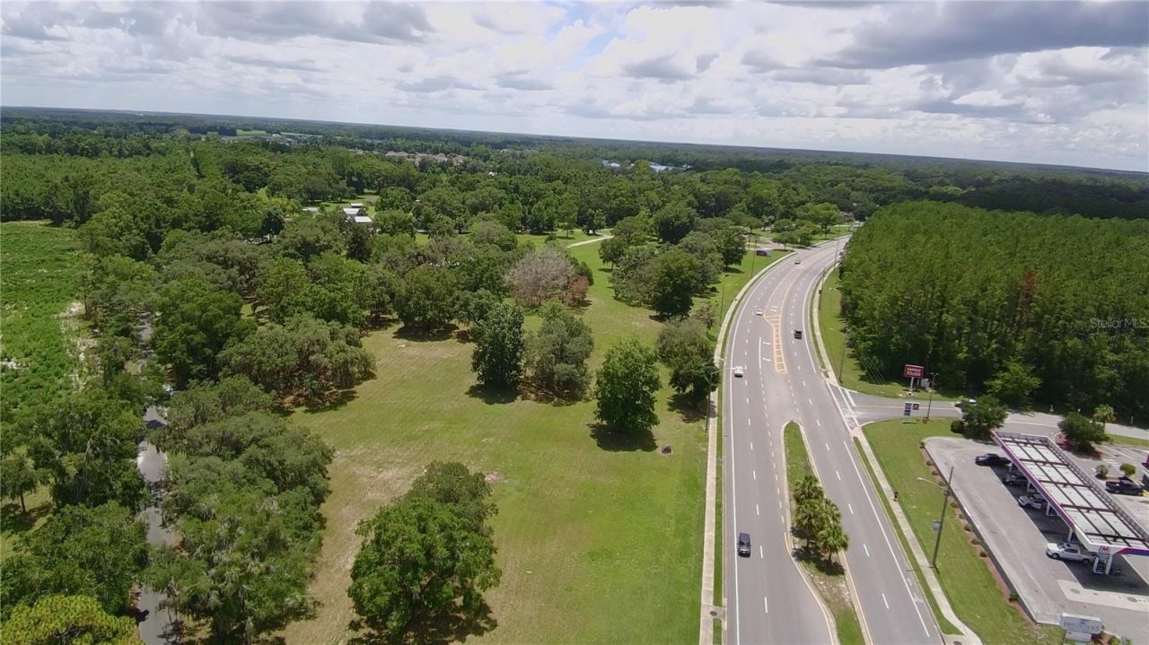 24206 Doc Karelas Drive, Newberry, FL 32669 Photo