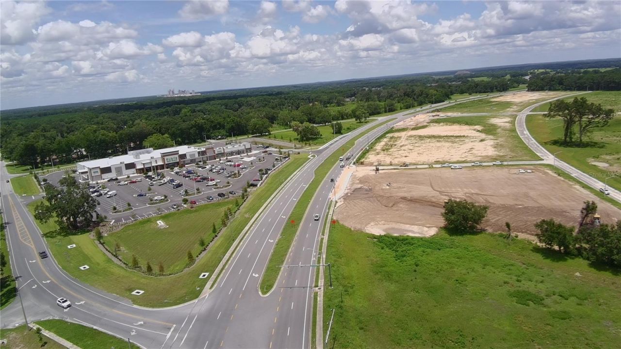 24206 Doc Karelas Drive, Newberry, FL 32669 Photo