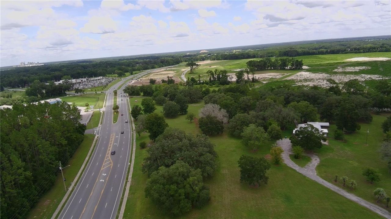 24206 Doc Karelas Drive, Newberry, FL 32669 Photo