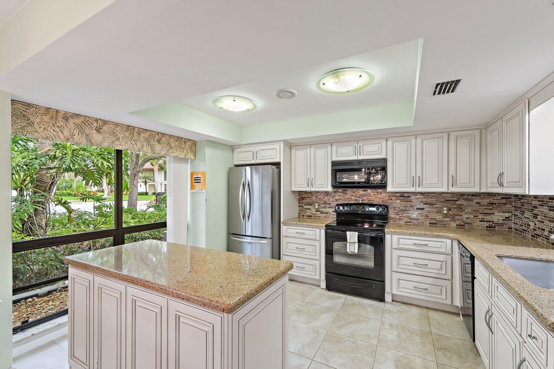 413 Brackenwood Lane S, Palm Beach Gardens, FL 33418 Photo