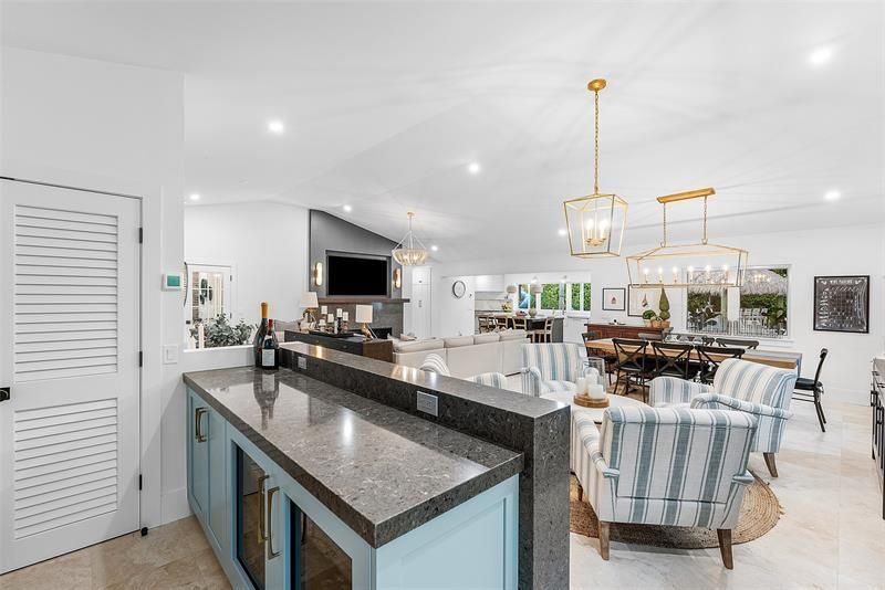 2421 NE 12th Street, Fort Lauderdale, FL 33304 Photo