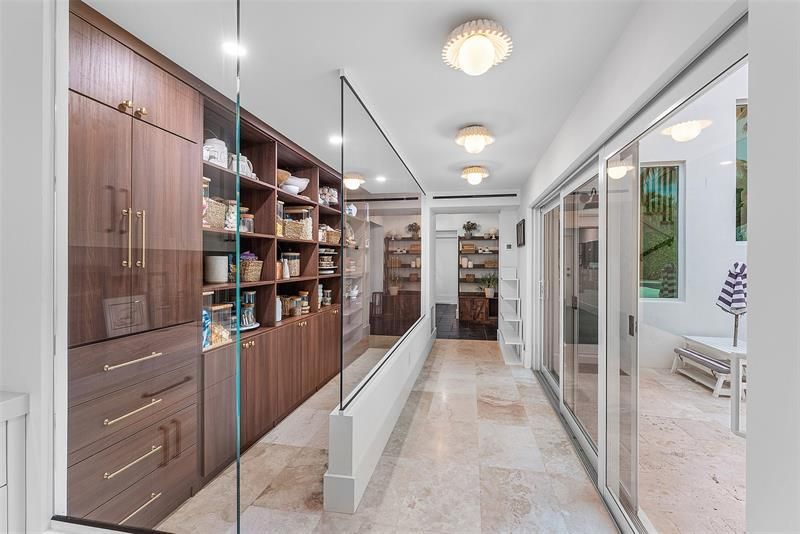 2421 NE 12th Street, Fort Lauderdale, FL 33304 Photo