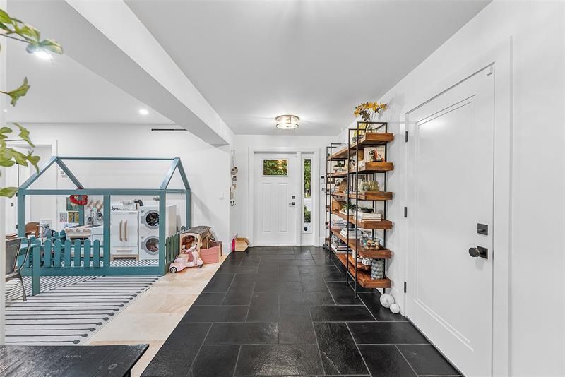 2421 NE 12th Street, Fort Lauderdale, FL 33304 Photo