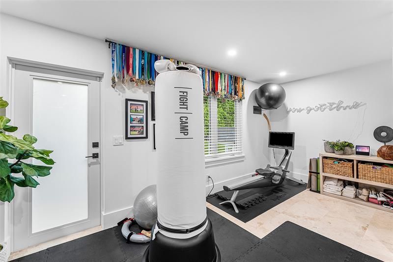 2421 NE 12th Street, Fort Lauderdale, FL 33304 Photo