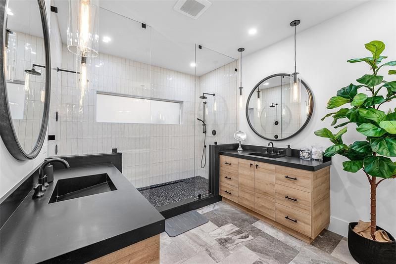 2421 NE 12th Street, Fort Lauderdale, FL 33304 Photo