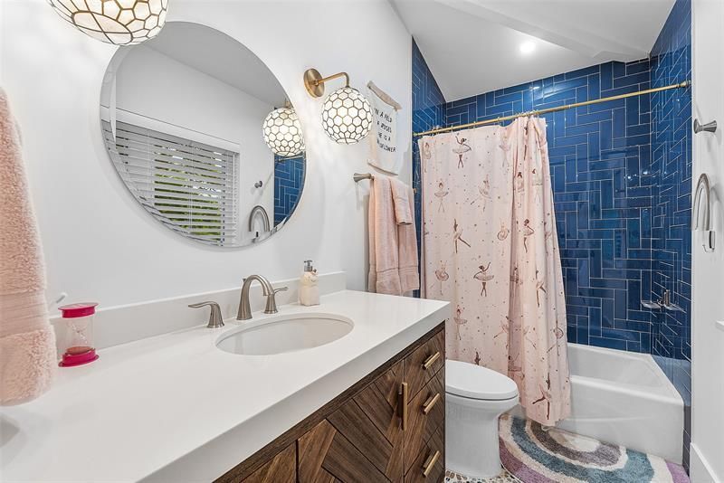 2421 NE 12th Street, Fort Lauderdale, FL 33304 Photo