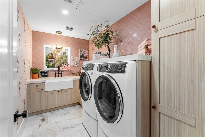 2421 NE 12th Street, Fort Lauderdale, FL 33304 Photo