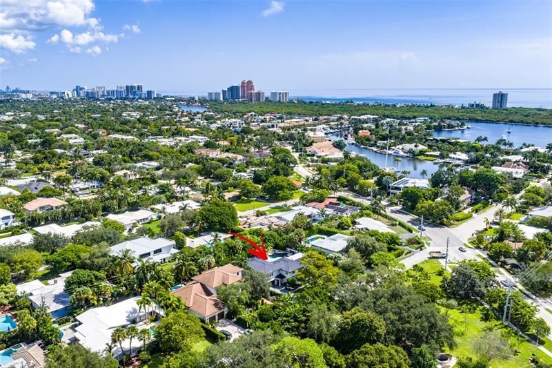 2421 NE 12th Street, Fort Lauderdale, FL 33304 Photo