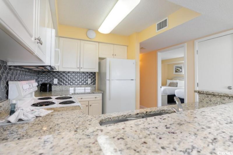 201 77th Ave. N Photo 12