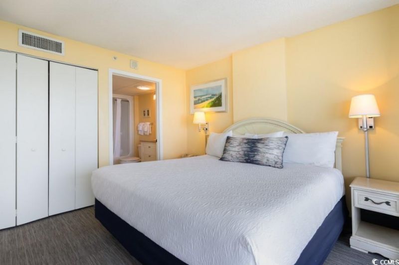 201 77th Ave. N Photo 23