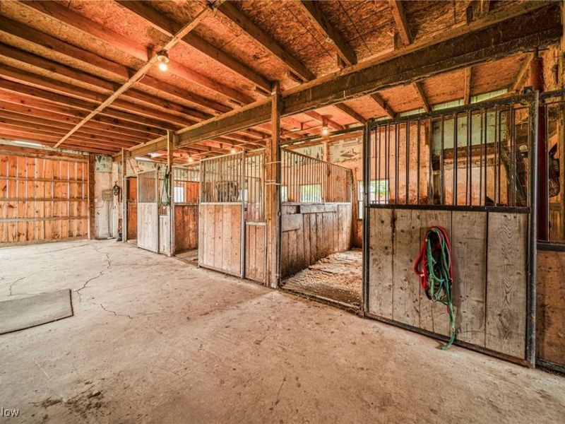 5427 Slater Road, Williamsfield, OH 44093 Photo 37