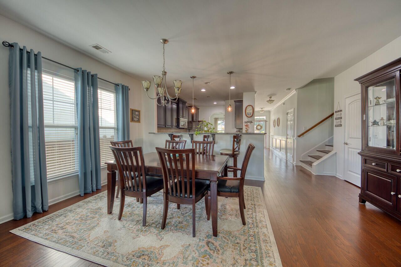 527 Crossland Drive Photo 10