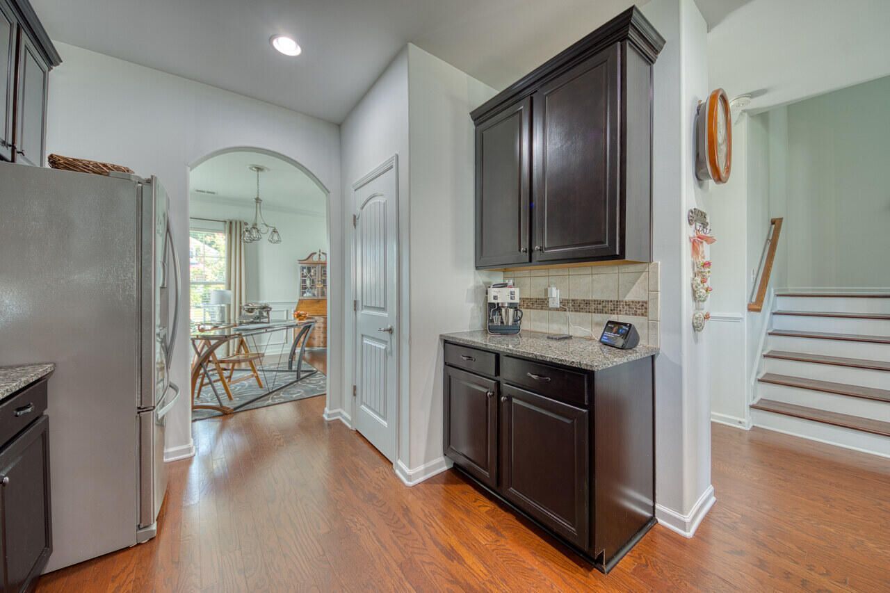 527 Crossland Drive Photo 15