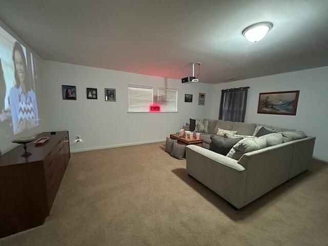 527 Crossland Drive Photo 17