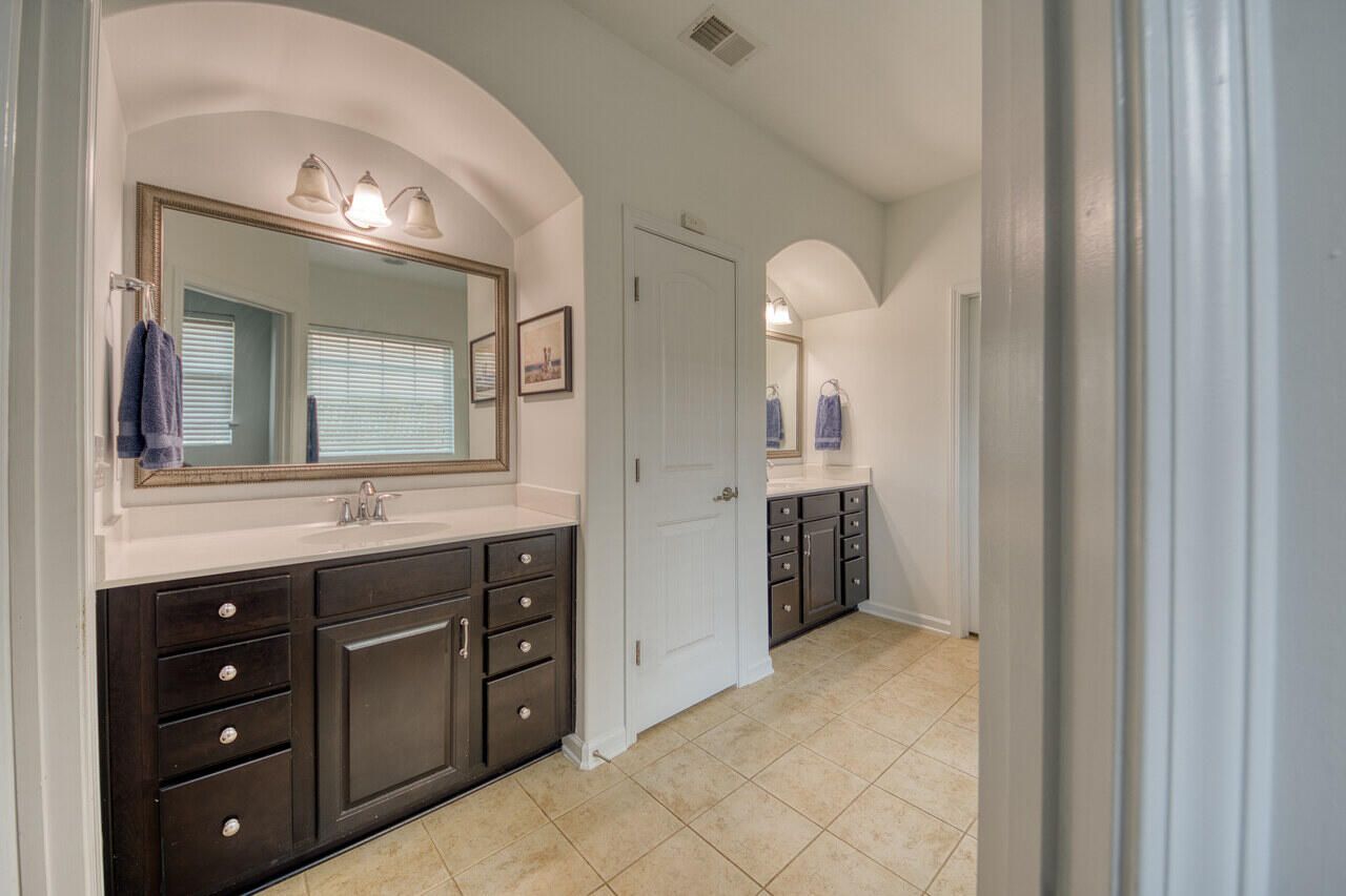 527 Crossland Drive Photo 22