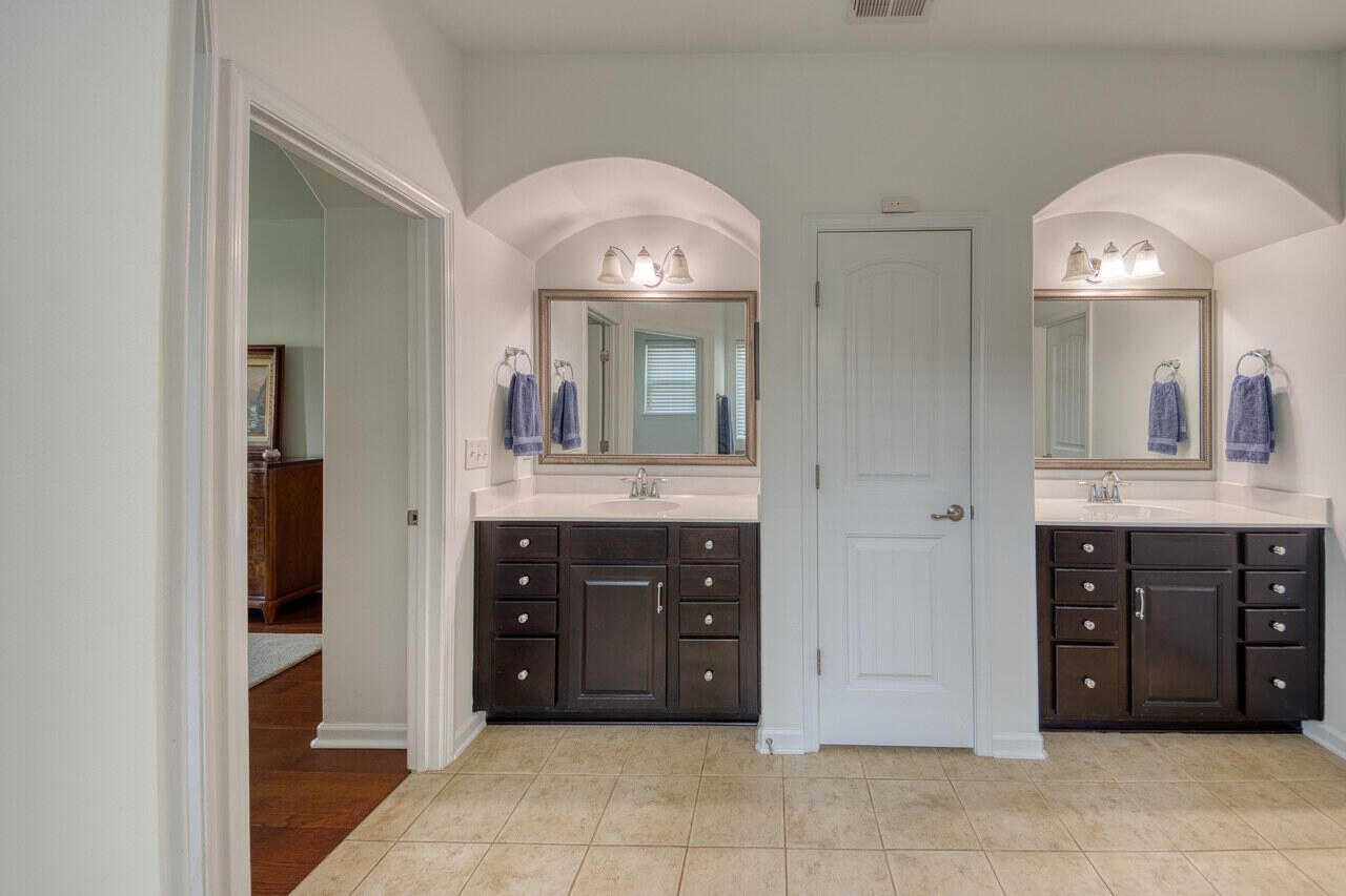 527 Crossland Drive Photo 23