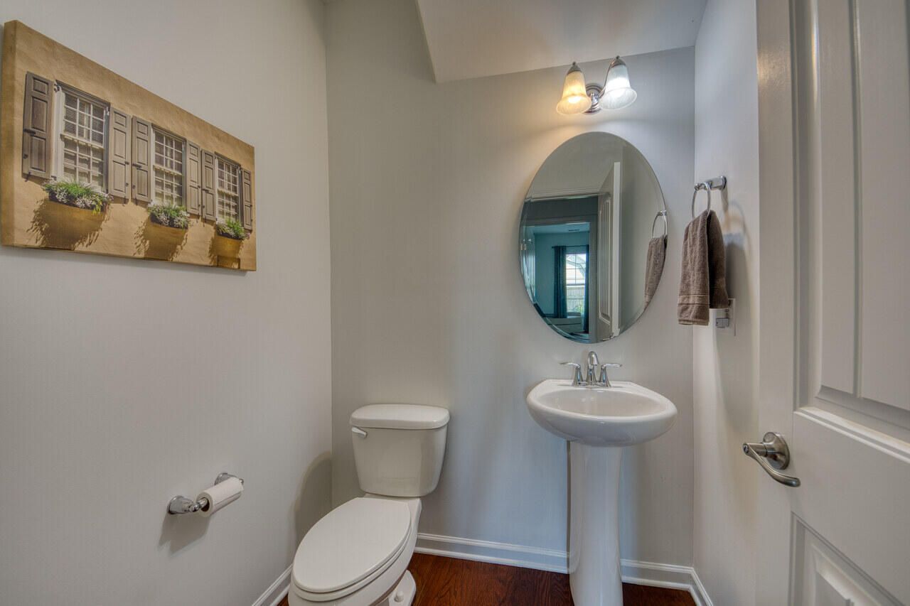 527 Crossland Drive Photo 25