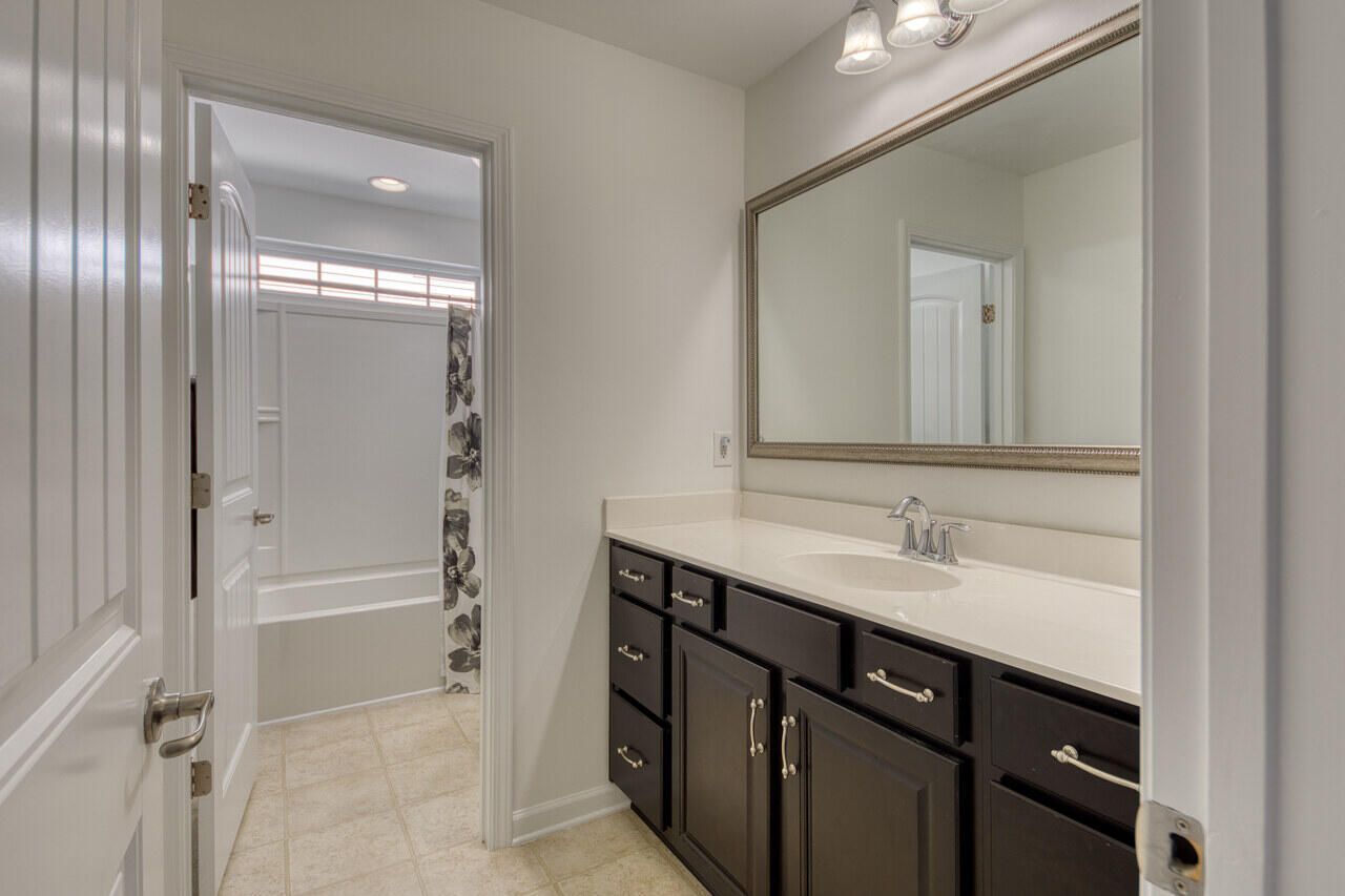 527 Crossland Drive Photo 27