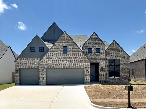 5904 E 127th Street S, Tulsa, OK 74008
