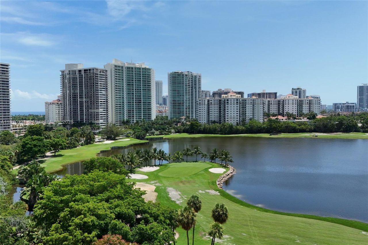 3675 N Country Club Dr, Unit 204, Aventura, FL 33180 Photo