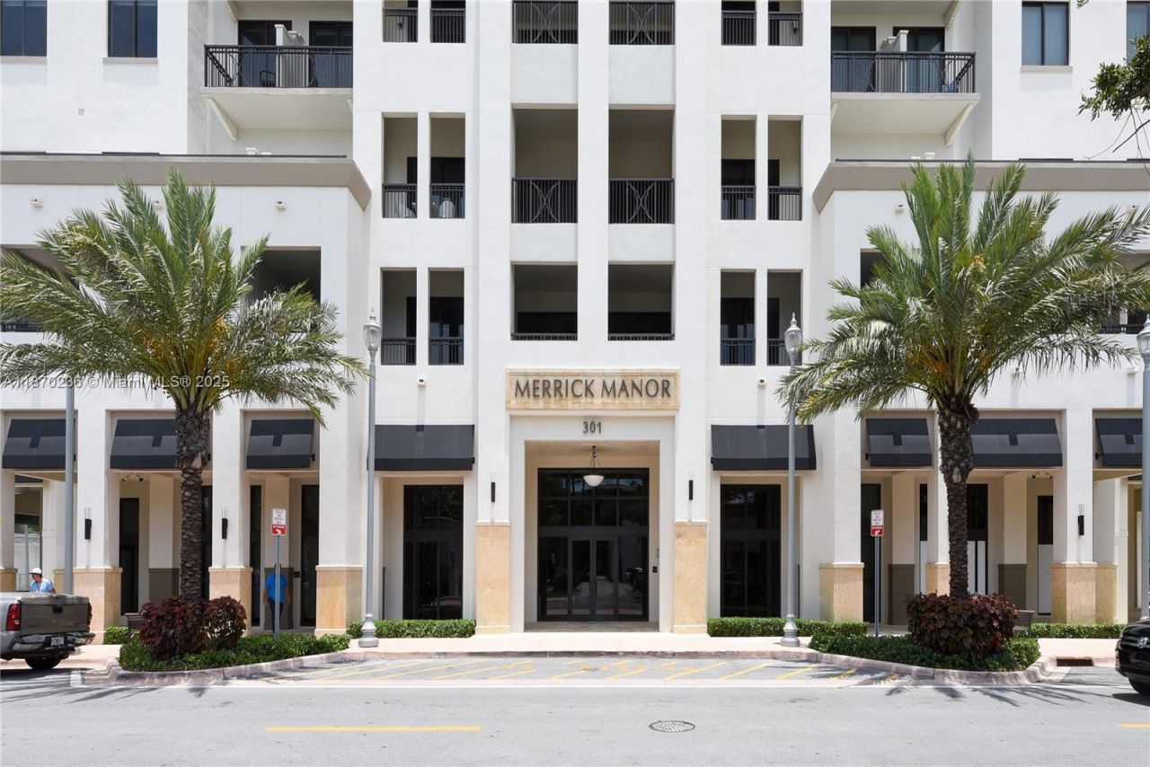 301 Altara Ave, Unit 619, Coral Gables, FL 33146 Photo