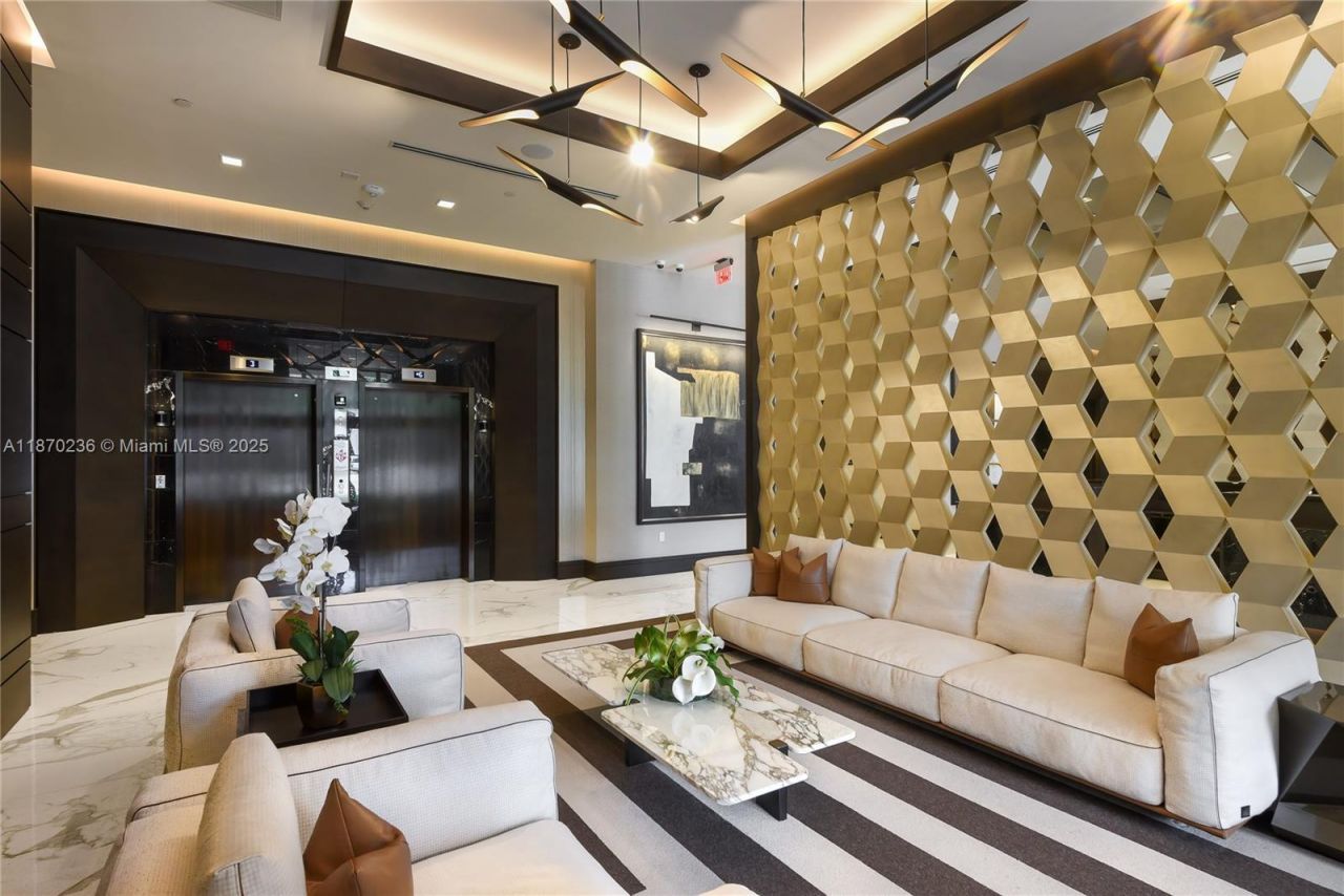 301 Altara Ave, Unit 619, Coral Gables, FL 33146 Photo