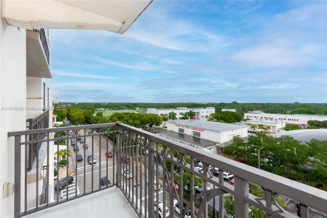 301 Altara Ave, Unit 619, Coral Gables, FL 33146 Photo