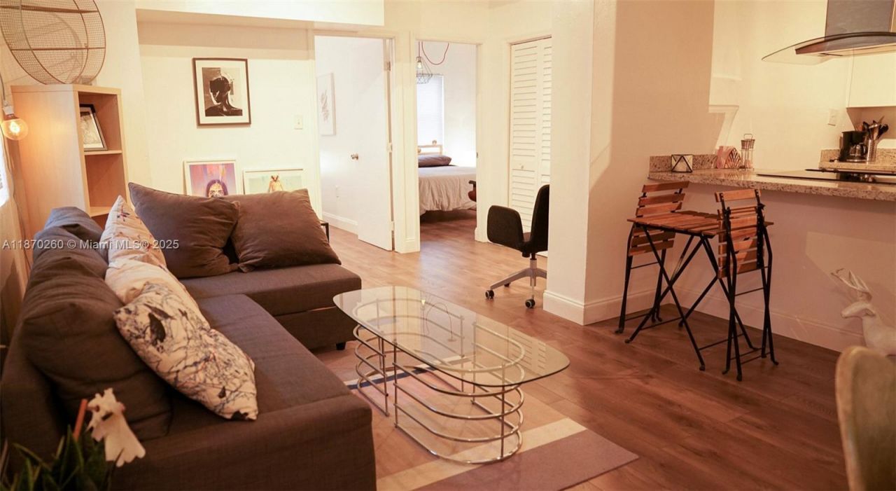 68 NW 45th St, Unit 2, Miami, FL 33127 Photo