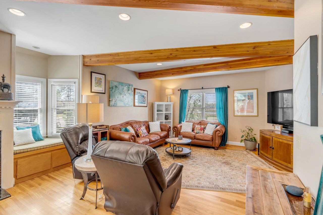 28 Rebellion Road Photo 4