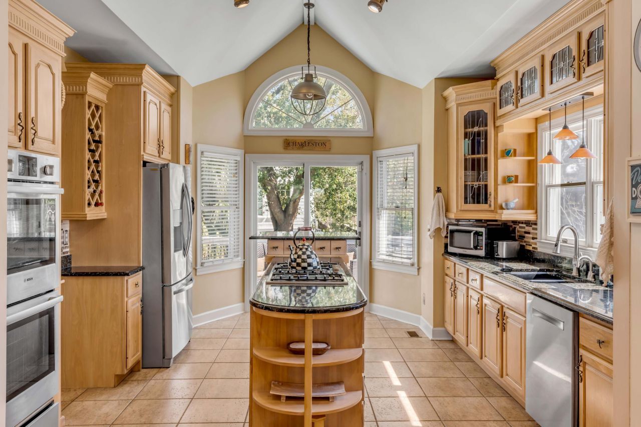 28 Rebellion Road Photo 6