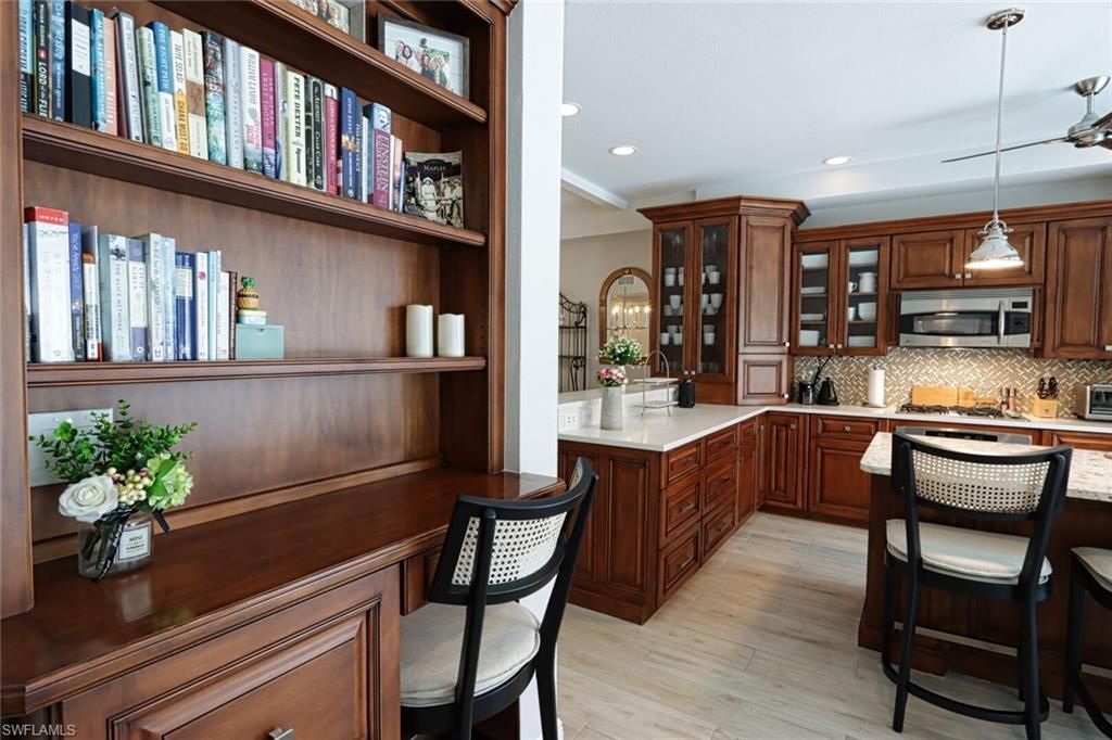 1165 4th St S, Unit 2, Naples, FL 34102 Photo