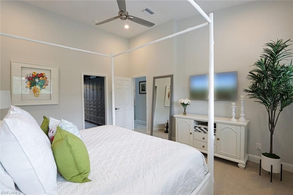 1165 4th St S, Unit 2, Naples, FL 34102 Photo