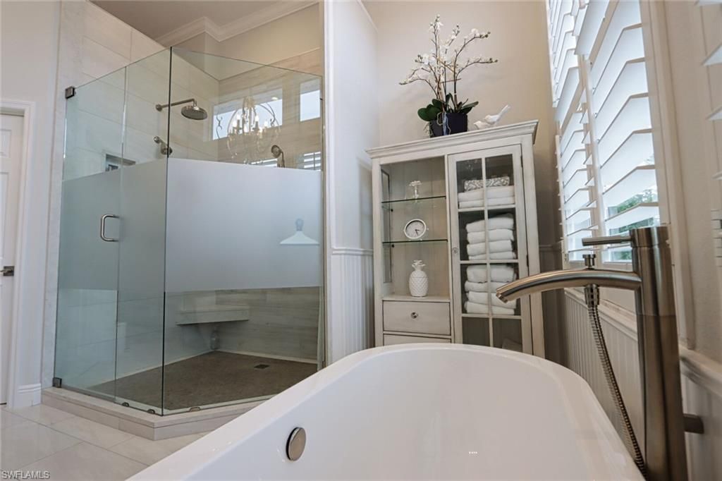 1165 4th St S, Unit 2, Naples, FL 34102 Photo