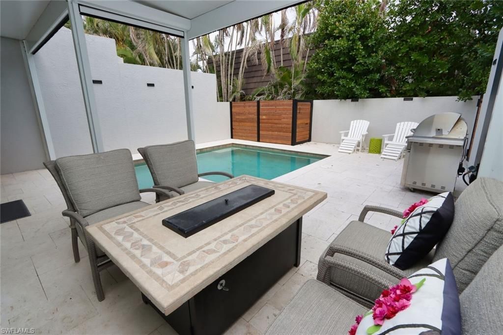 1165 4th St S, Unit 2, Naples, FL 34102 Photo