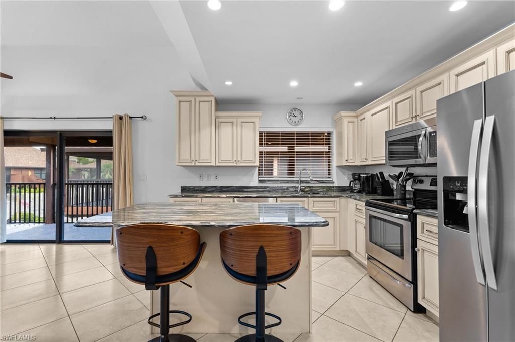 1811 Olde Middle Gulf Dr, Unit 14, Sanibel, FL 33957 Photo