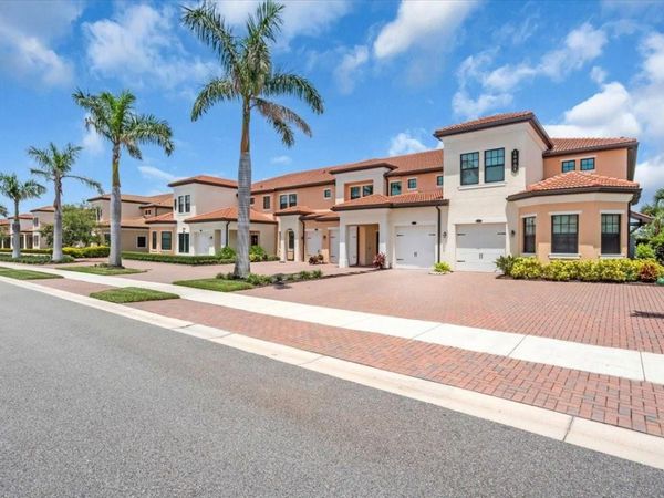 10051 CROOKED CREEK DRIVE, Unit 202, VENICE, FL 34293