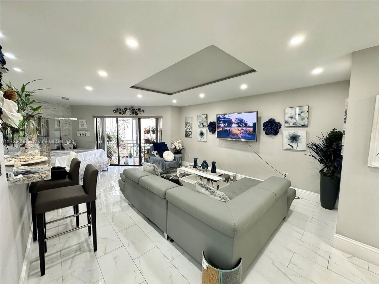 6655 W Broward Blvd, Unit 201, Plantation, FL 33317 Photo