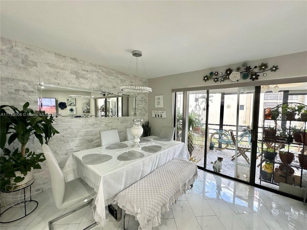 6655 W Broward Blvd, Unit 201, Plantation, FL 33317 Photo