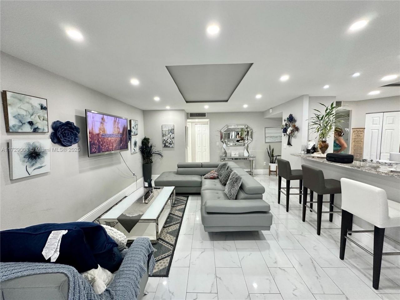 6655 W Broward Blvd, Unit 201, Plantation, FL 33317 Photo