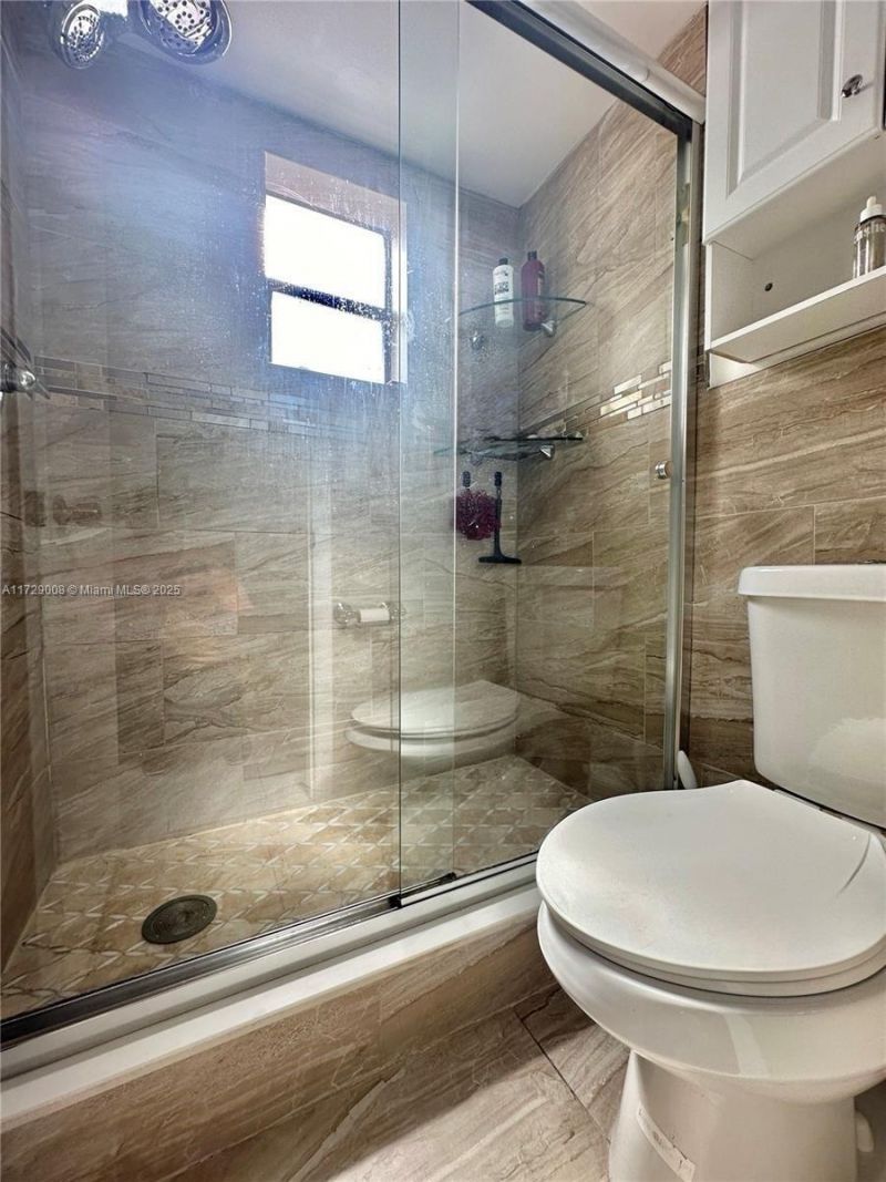 6655 W Broward Blvd, Unit 201, Plantation, FL 33317 Photo