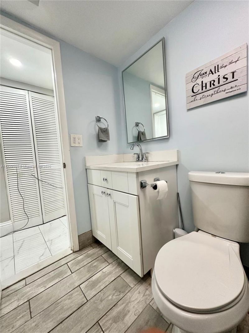 6655 W Broward Blvd, Unit 201, Plantation, FL 33317 Photo