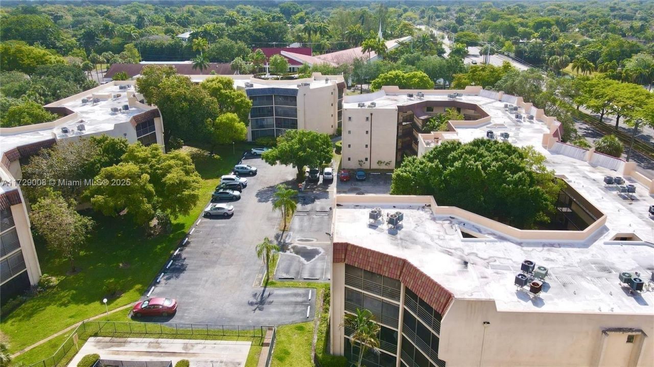 6655 W Broward Blvd, Unit 201, Plantation, FL 33317 Photo