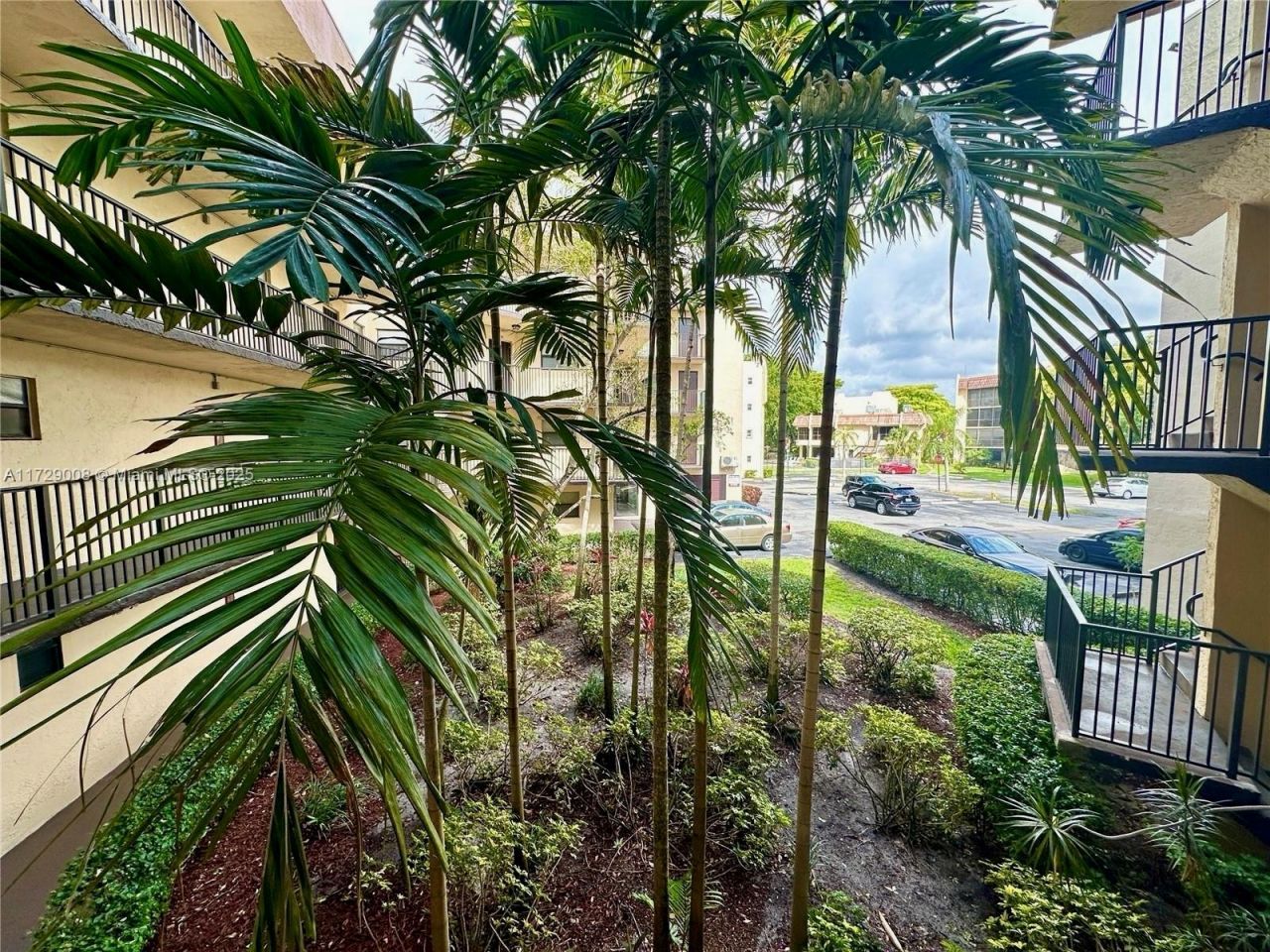 6655 W Broward Blvd, Unit 201, Plantation, FL 33317 Photo