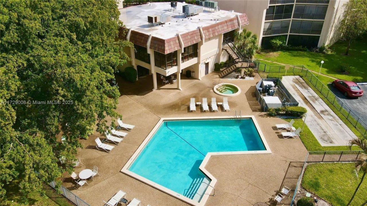 6655 W Broward Blvd, Unit 201, Plantation, FL 33317 Photo